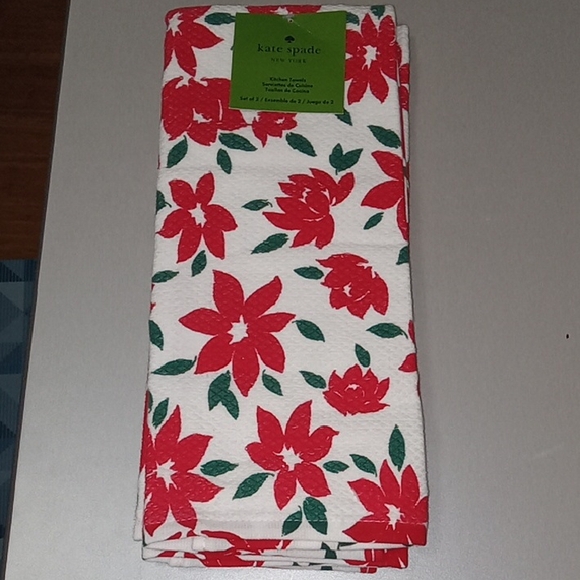 kate spade Other - Kate Spade Christmas Poinsietta Print Kitchen Towel Set